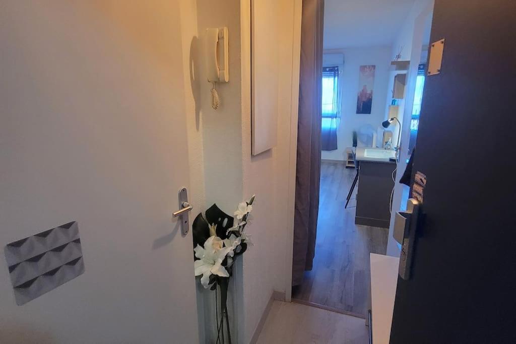 Fully Equipped Apartment St Charles Station Marsiglia Esterno foto